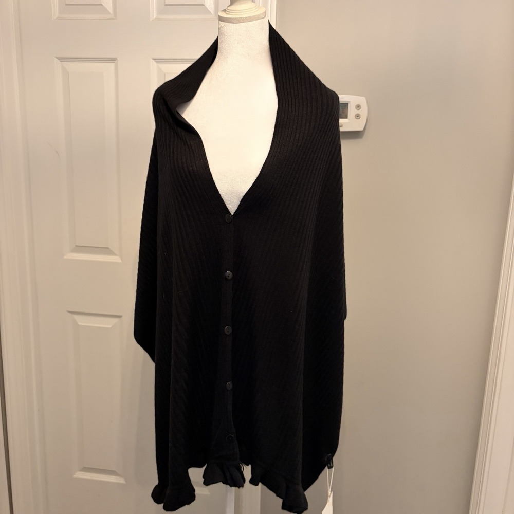 Accent Ribbed‎ Knit Cardigan Poncho Ruffled hem Functional Buttons Draped Wrap